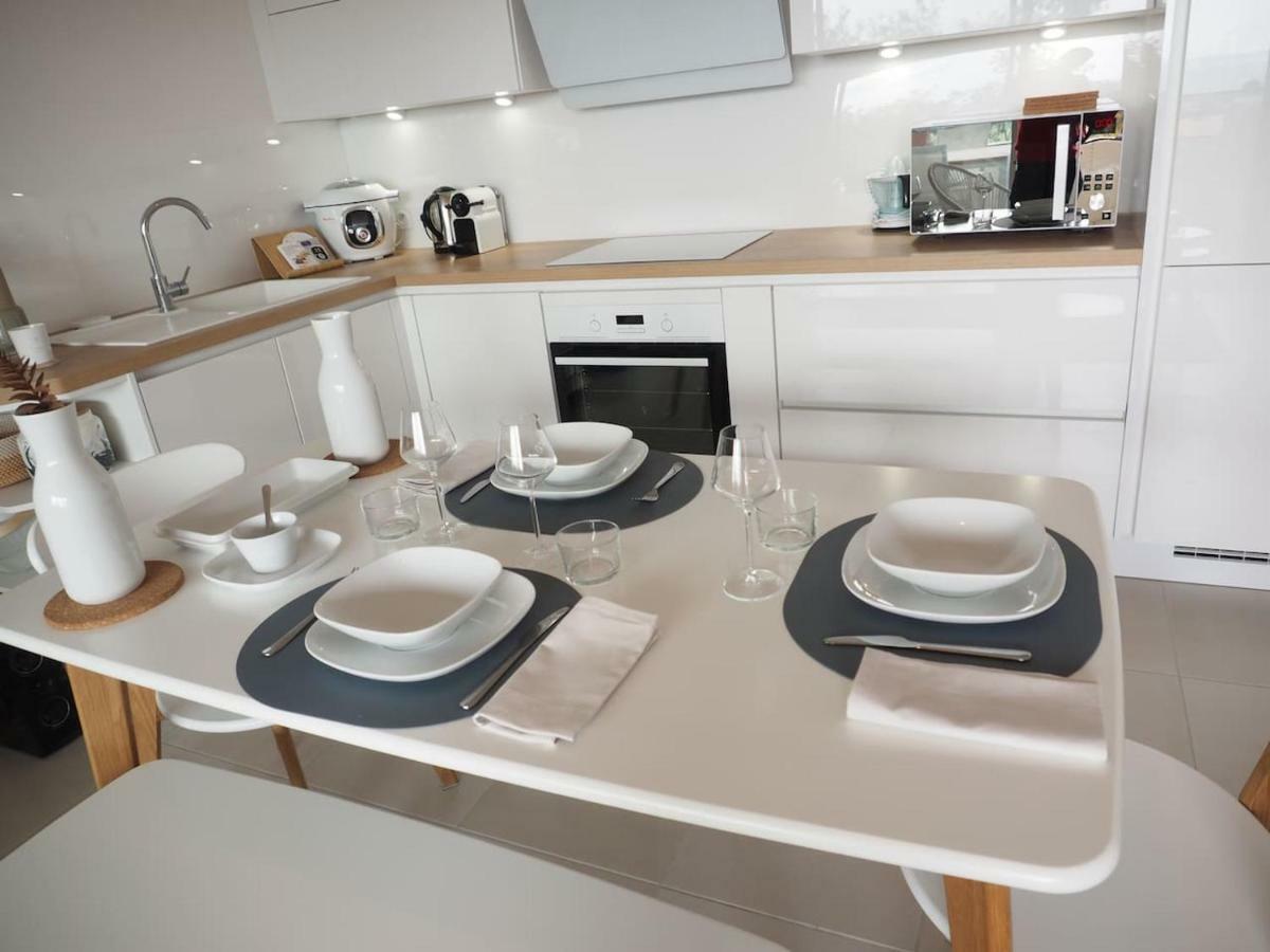 La Londe La Mer : Appartement Proche Plages & Vue Superbe Sur Les Iles D'Or ภายนอก รูปภาพ