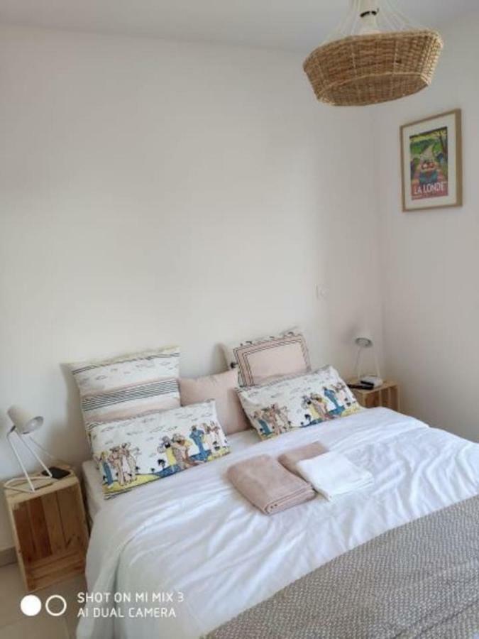 La Londe La Mer : Appartement Proche Plages & Vue Superbe Sur Les Iles D'Or ภายนอก รูปภาพ